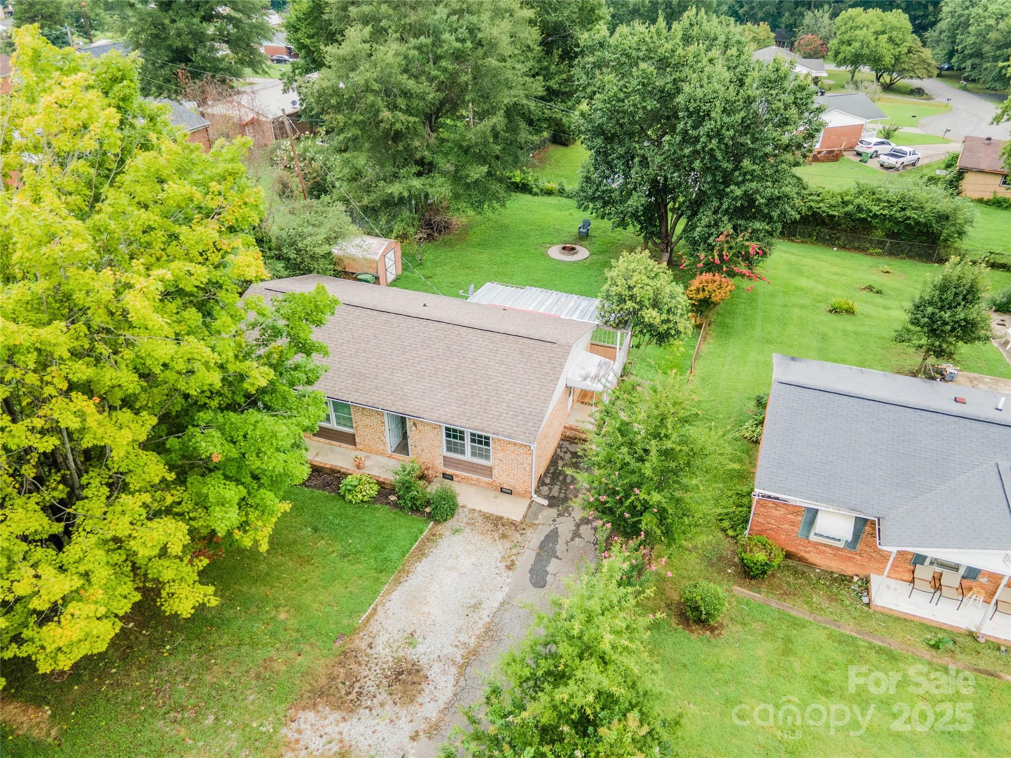 406 Robinson Clemmer Road
