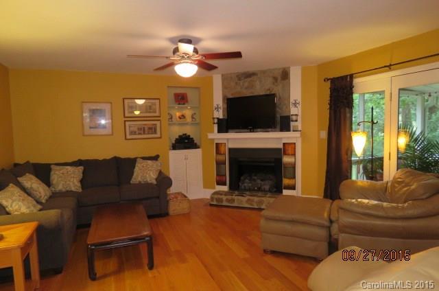 Tega Cay - Residential