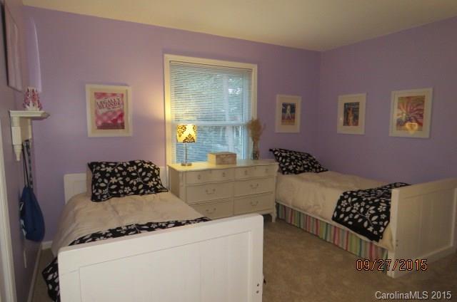 Tega Cay - Residential