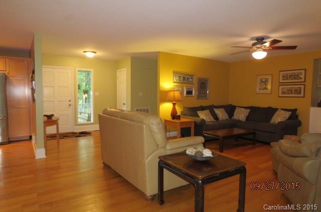 Tega Cay - Residential