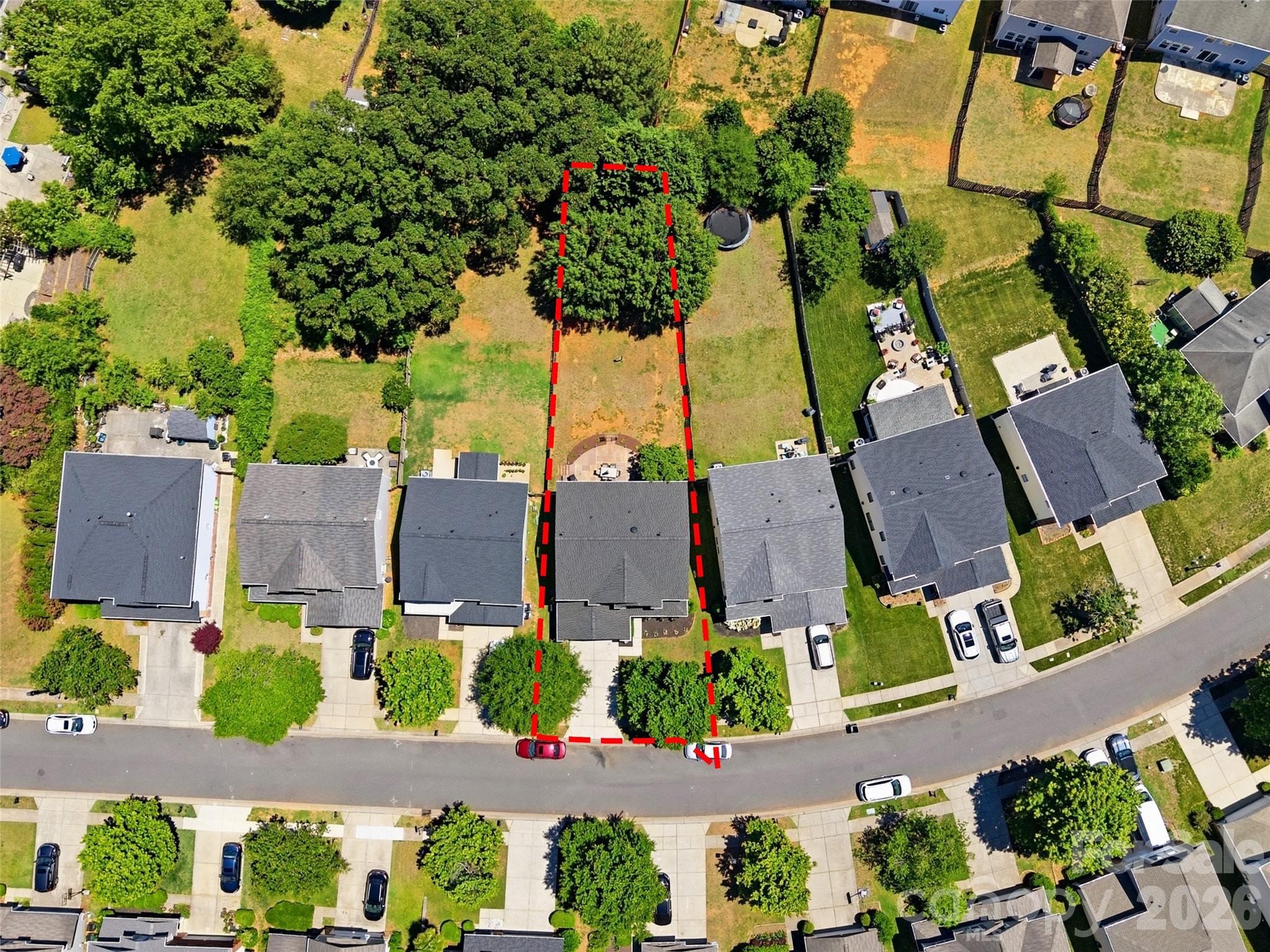 Hamilton Lakes - Residential
