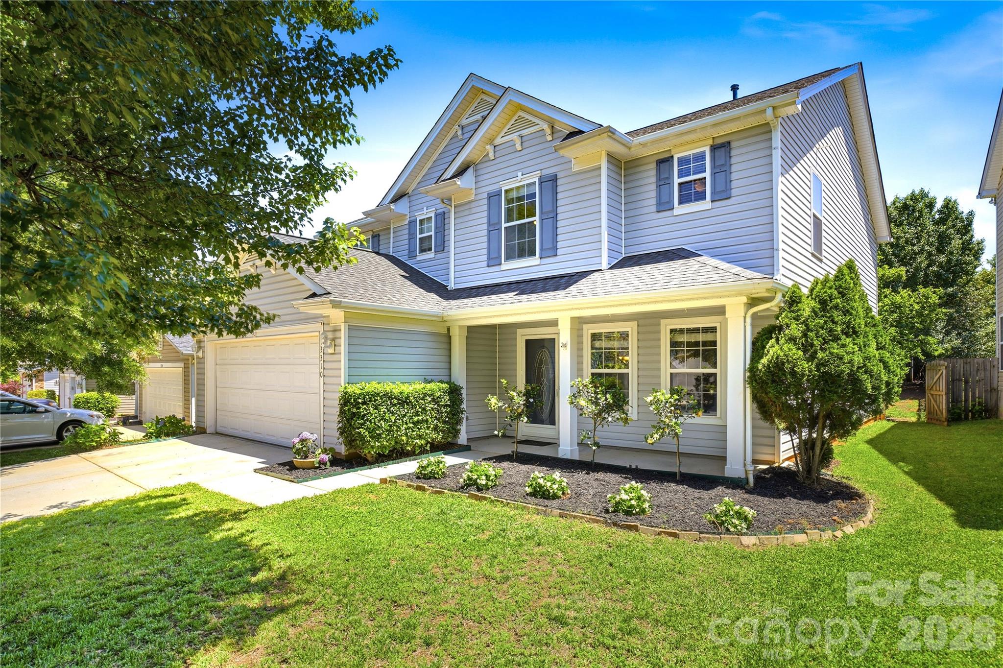 Hamilton Lakes - Residential