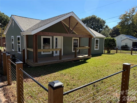 Photo of 121 Autumn Leaf Road, Troutman, NC 28166 (MLS # 4437727)
