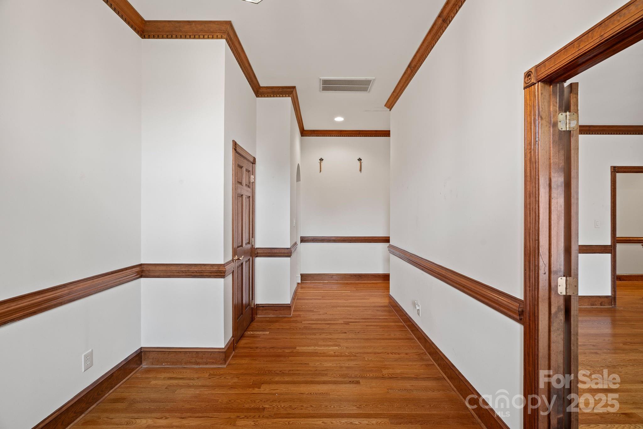 7021 High Vista Court