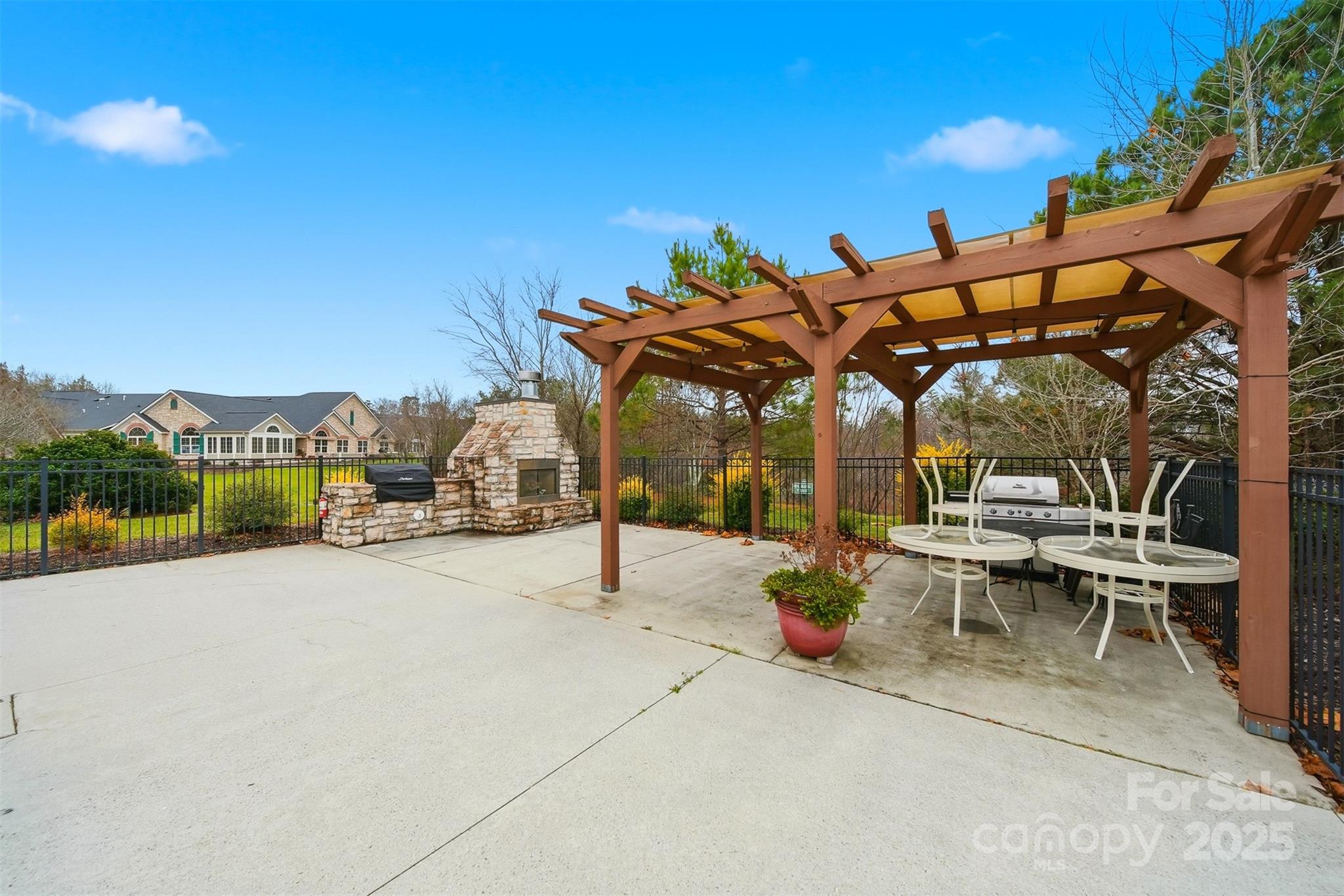 Wynnshire Ridge - Residential