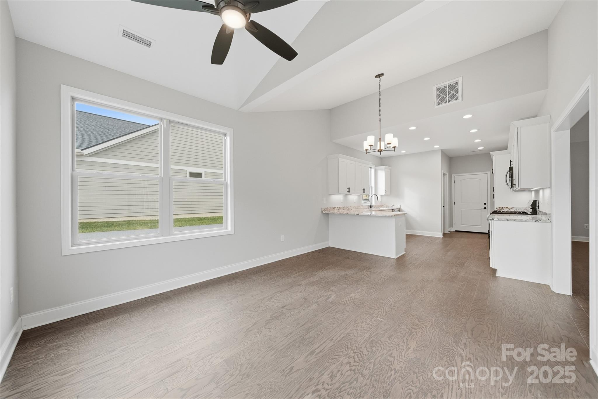 Wynnshire Ridge - Residential