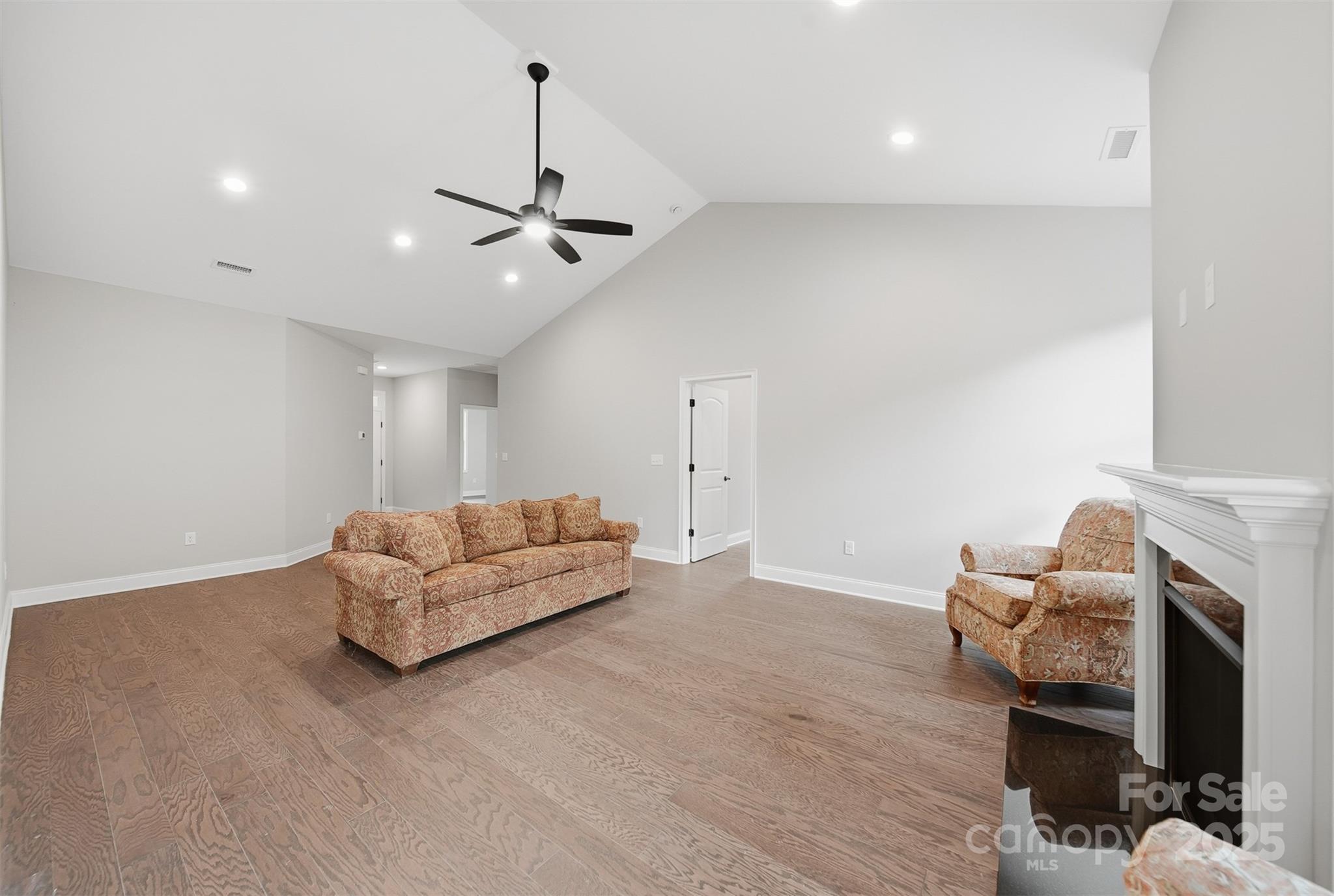 Wynnshire Ridge - Residential