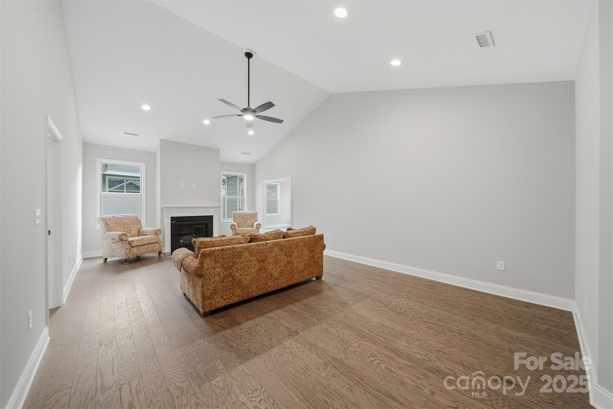 Wynnshire Ridge - Residential