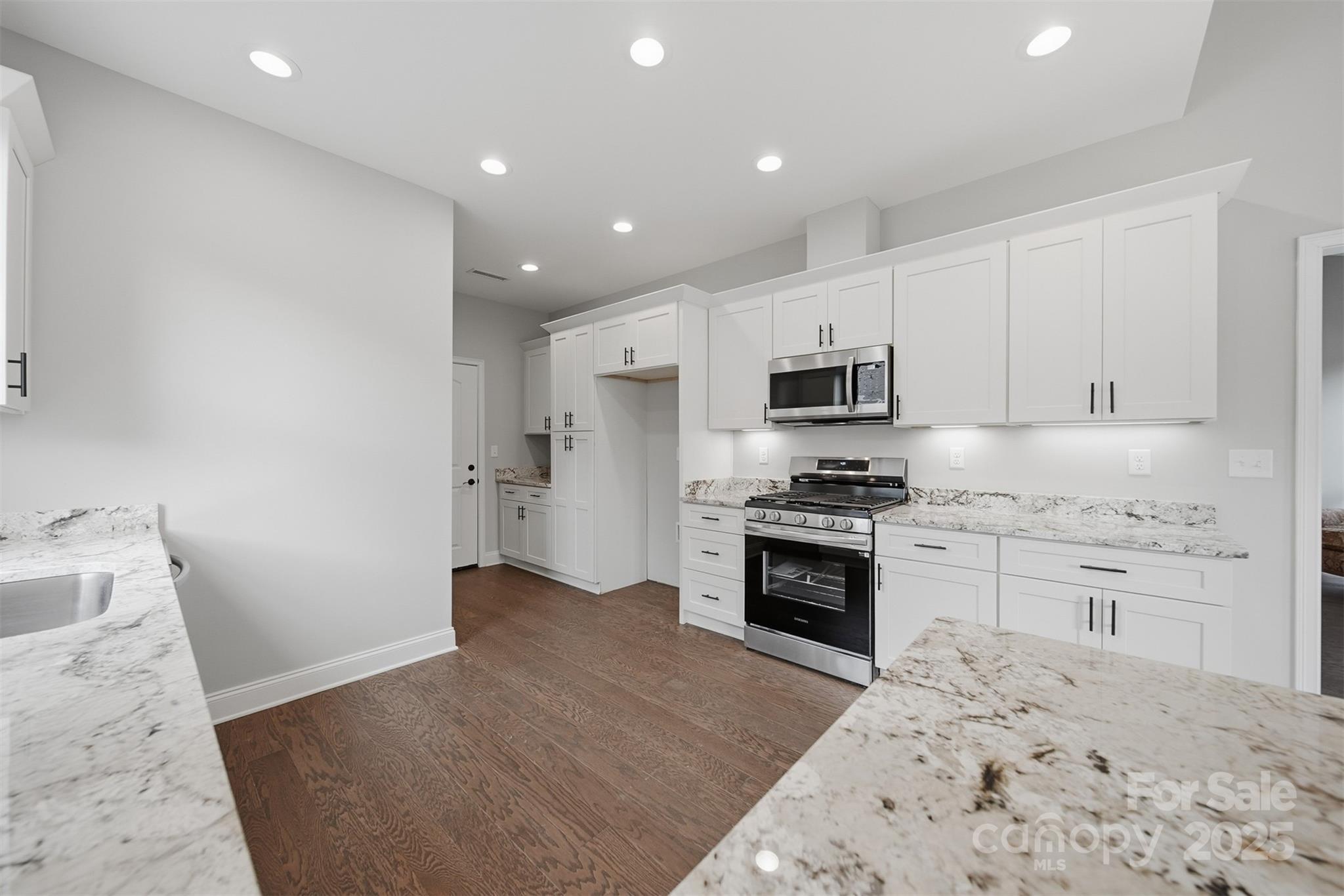 Wynnshire Ridge - Residential