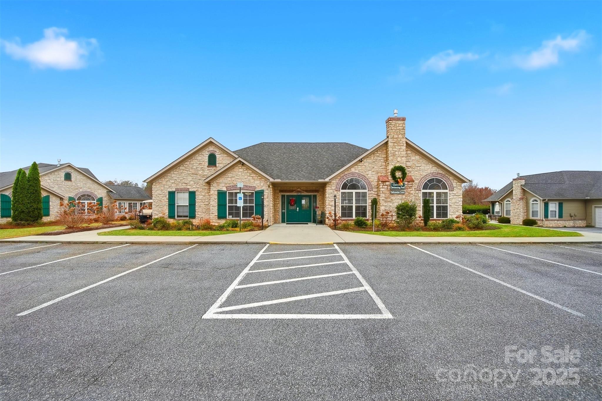 Wynnshire Ridge - Residential