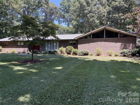 Photo of 107 Augusta Drive, Statesville, NC 28625 (MLS # 4403997)
