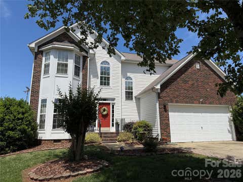 Photo of 5716 Autumn Knoll Place NW, Concord, NC 28027 (MLS # 4381131)