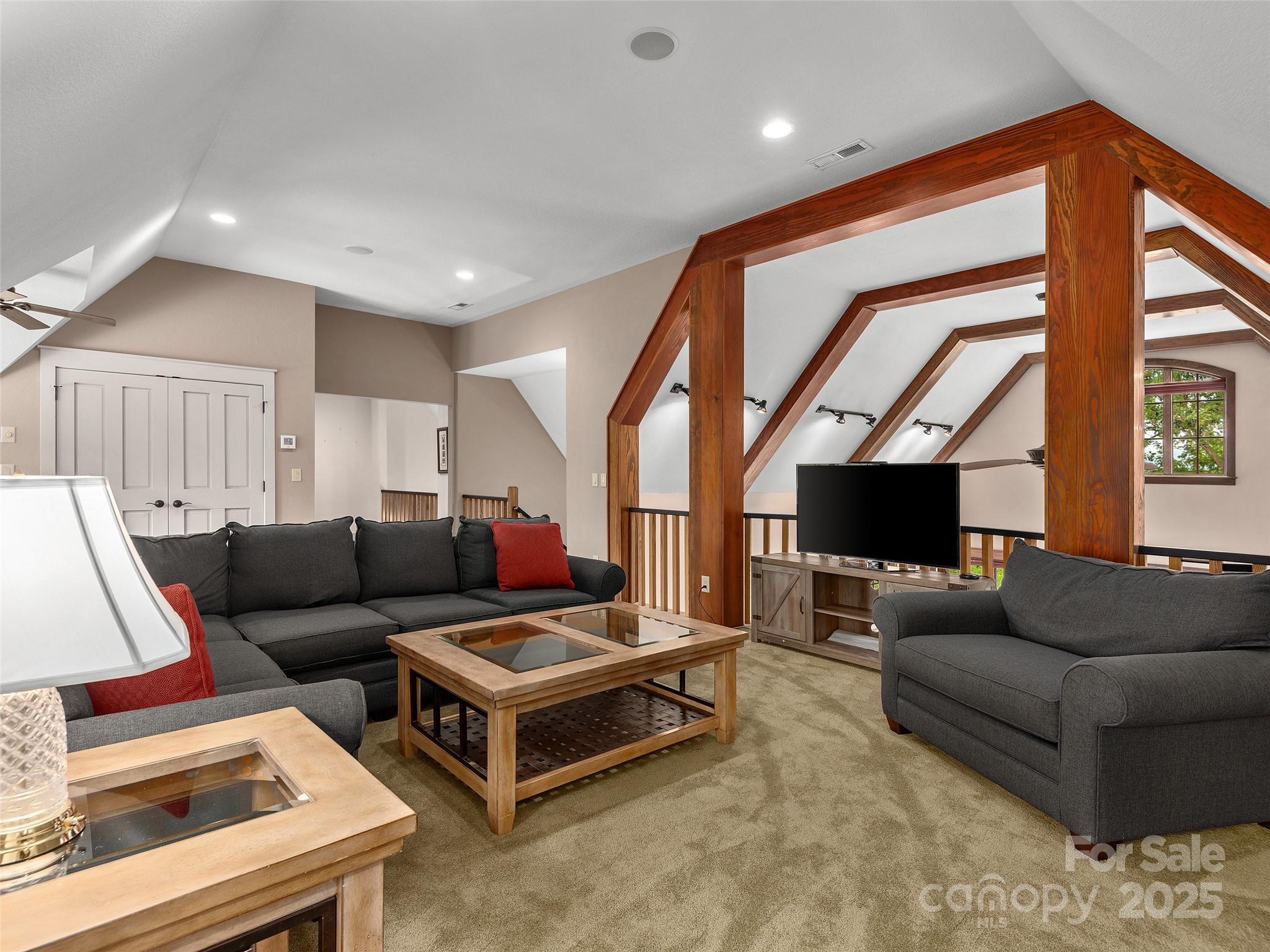 Lake Adger - Residential