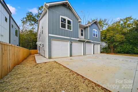 105 N Smallwood Place Charlotte NC 28216