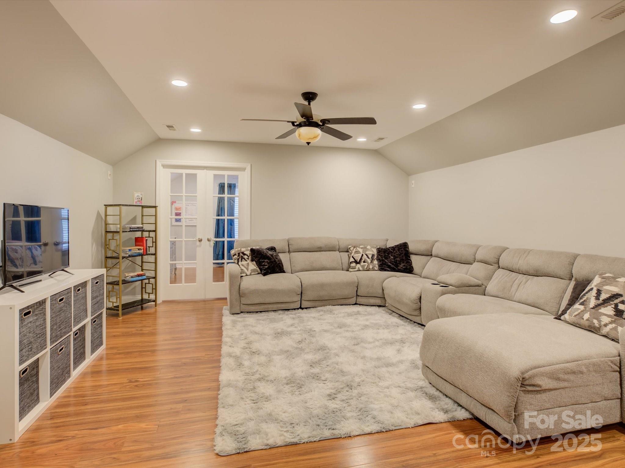 Quellin - Residential