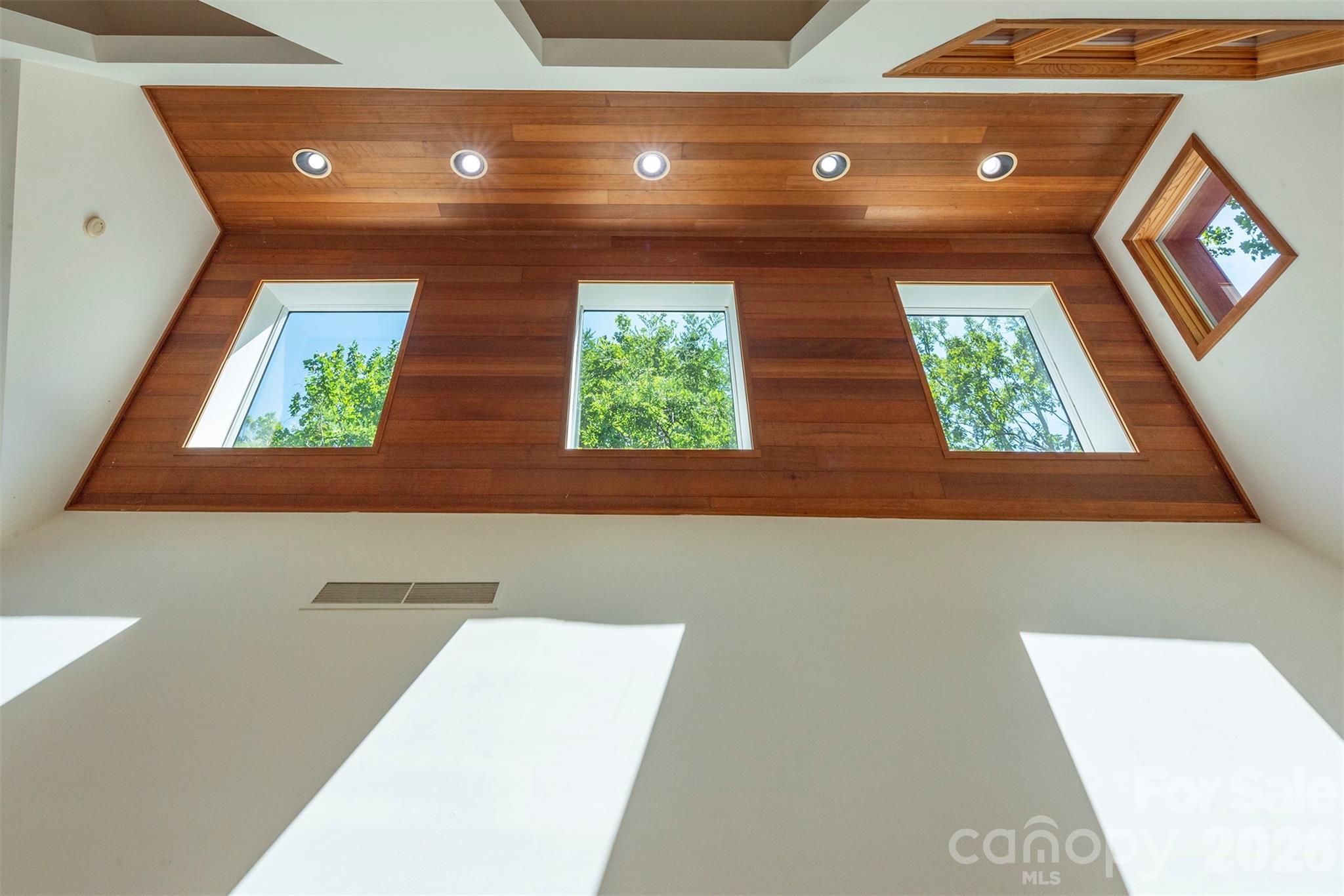 Laurel Ridge - Residential