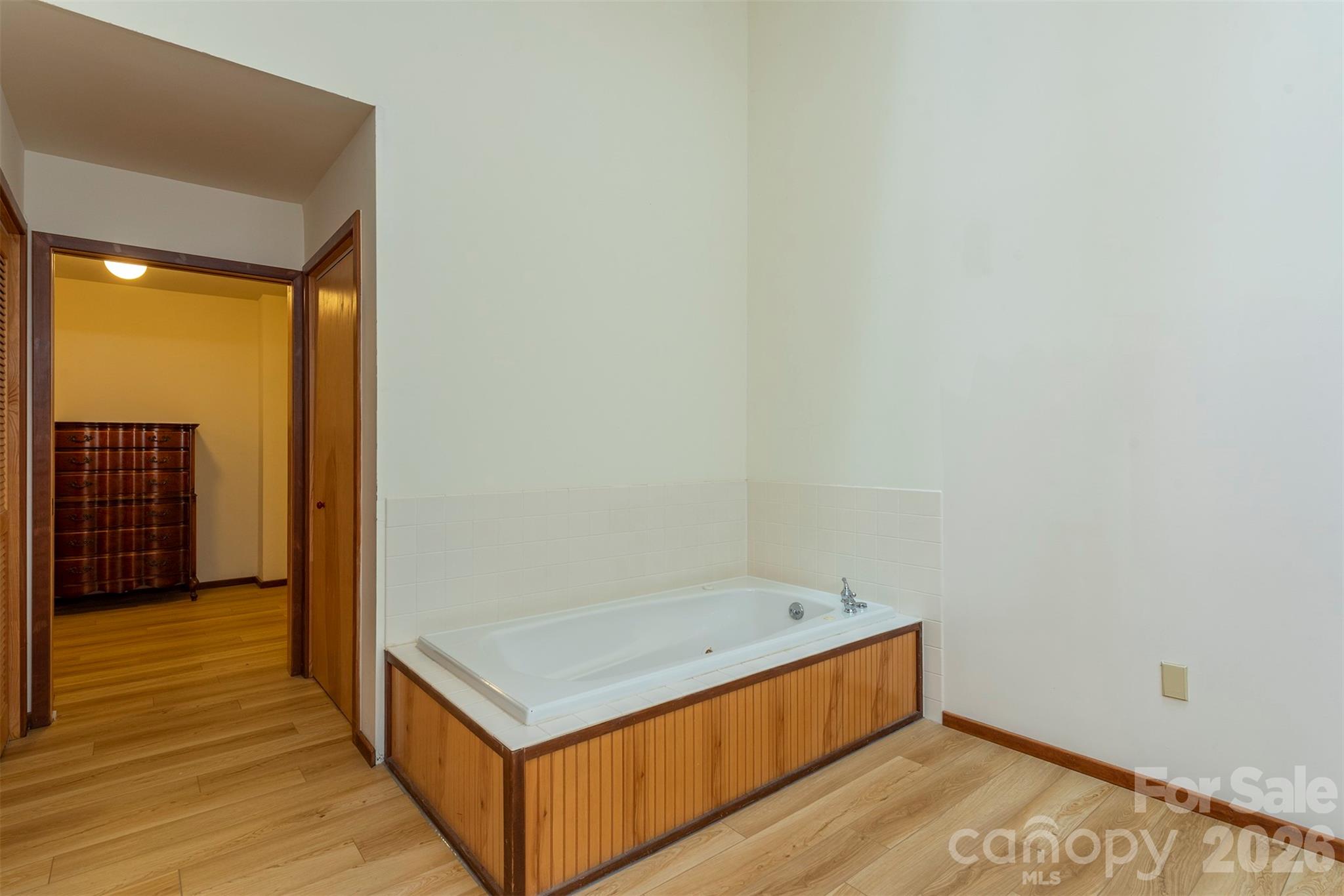 Laurel Ridge - Residential