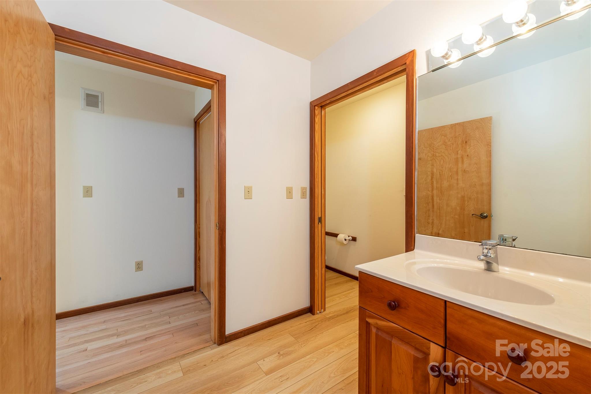 Laurel Ridge - Residential