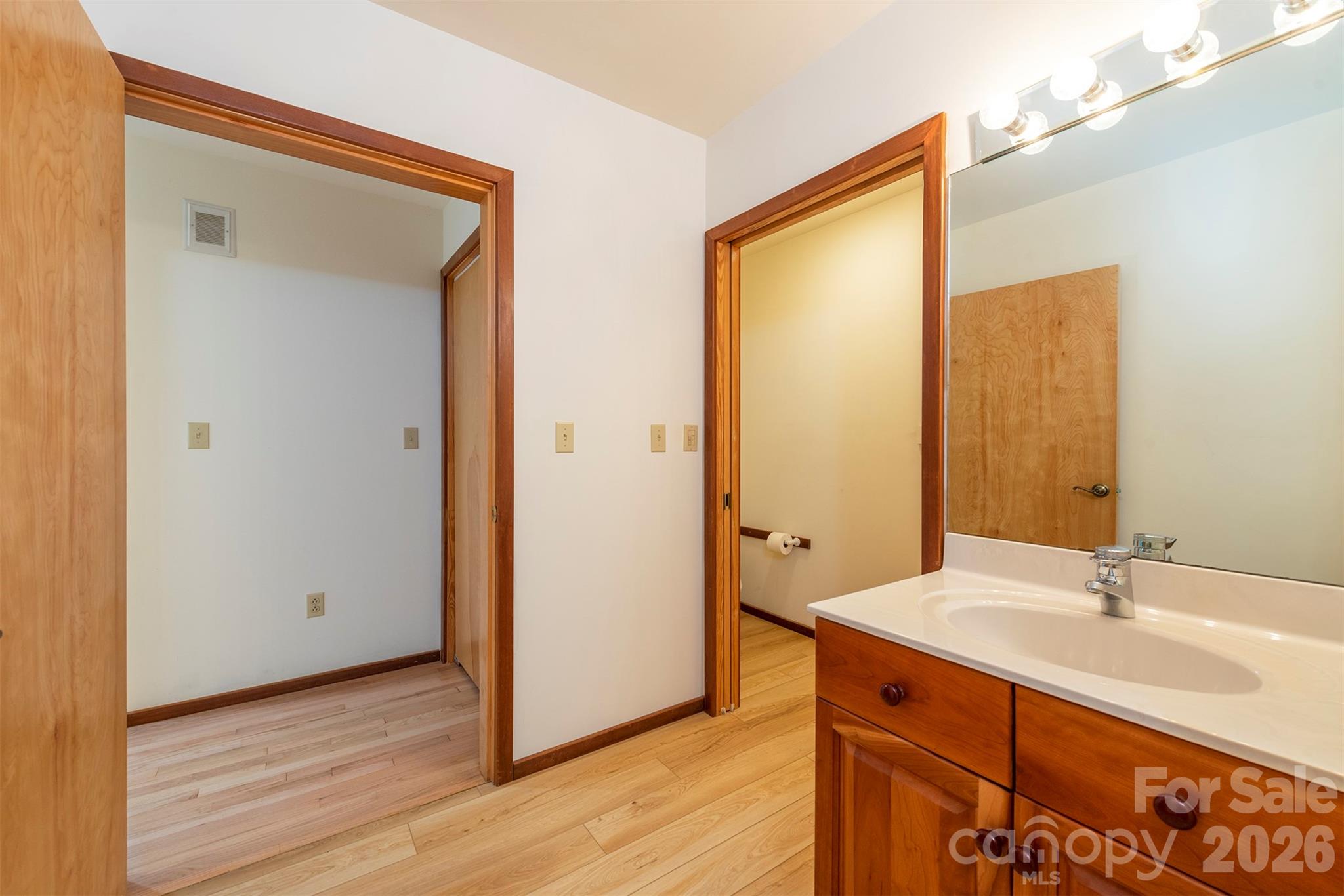 Laurel Ridge - Residential