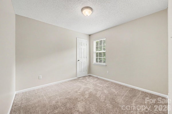 302 TOUCH ME NOT LN, CHARLOTTE, NC 28216 - Image 697c449c0d002077ea2b5be5fa48e0b8/3865544327