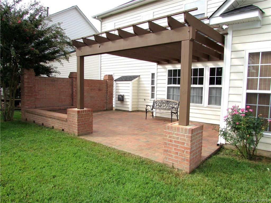 Brandon Oaks - Residential