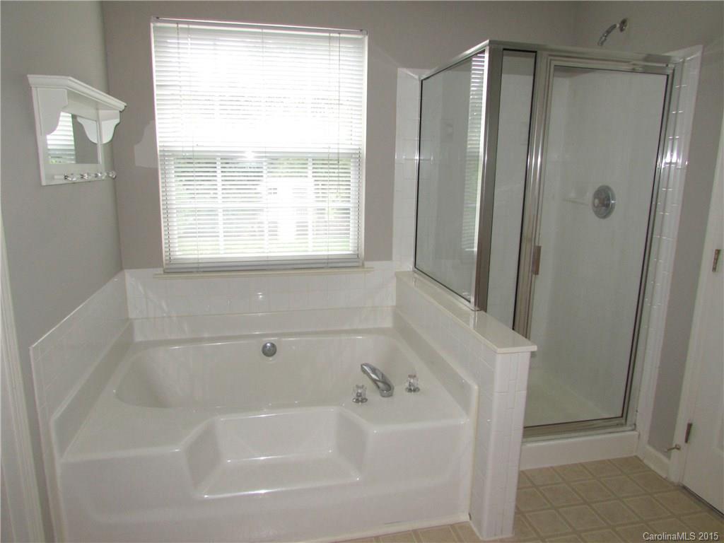 Brandon Oaks - Residential