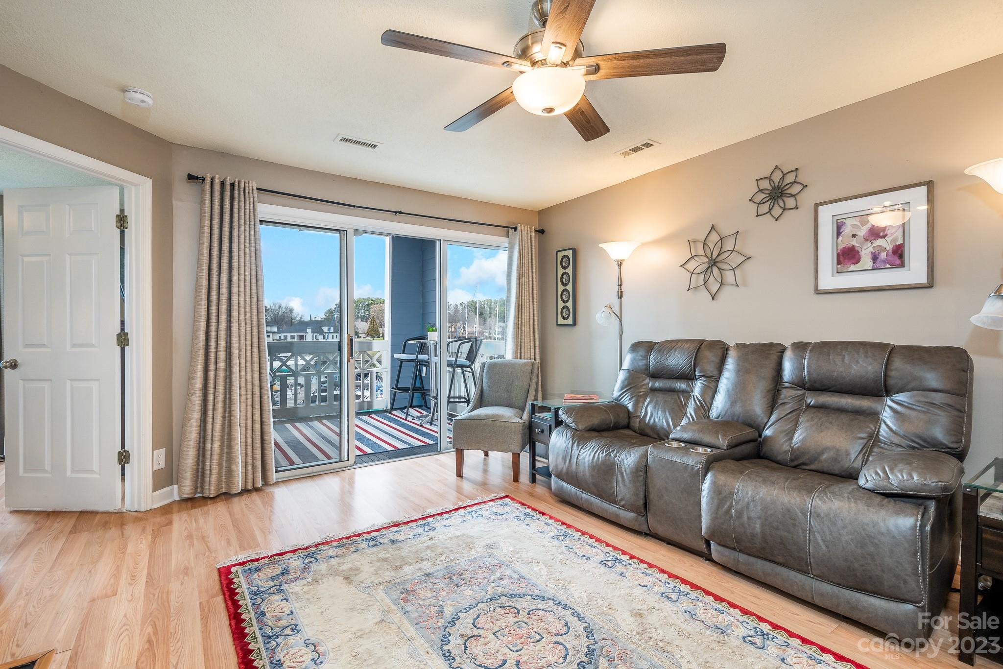 Vineyard Point - Residential