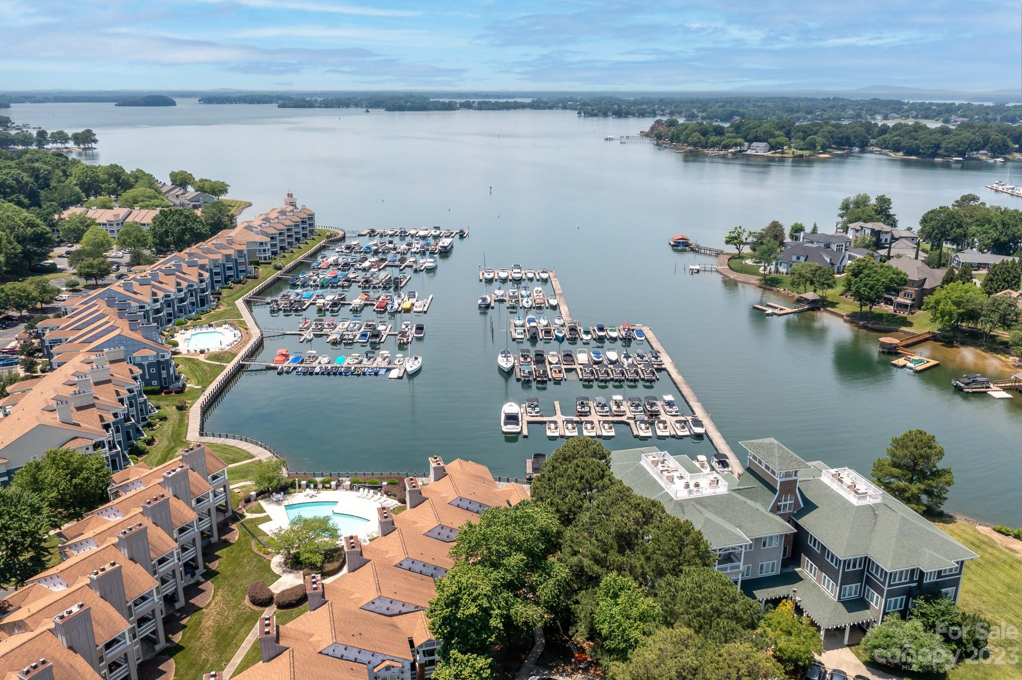 Vineyard Point - Residential