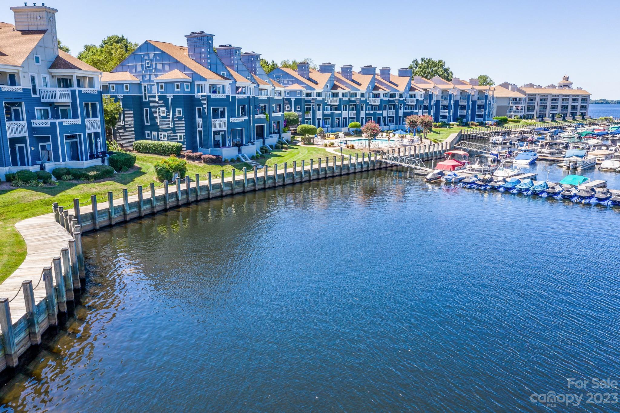 Vineyard Point - Residential