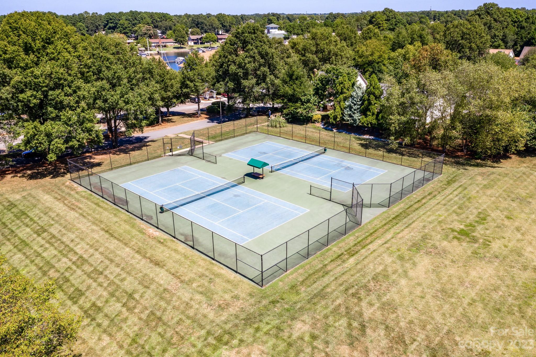 Vineyard Point - Residential