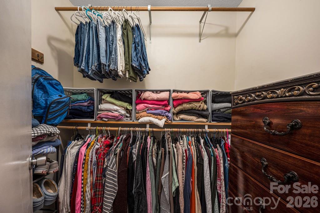 Falconbridge - Residential