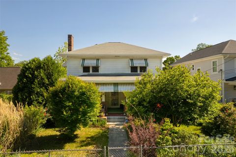 Photo of 15 Walton Street, Asheville, NC 28801 (MLS # 4380701)
