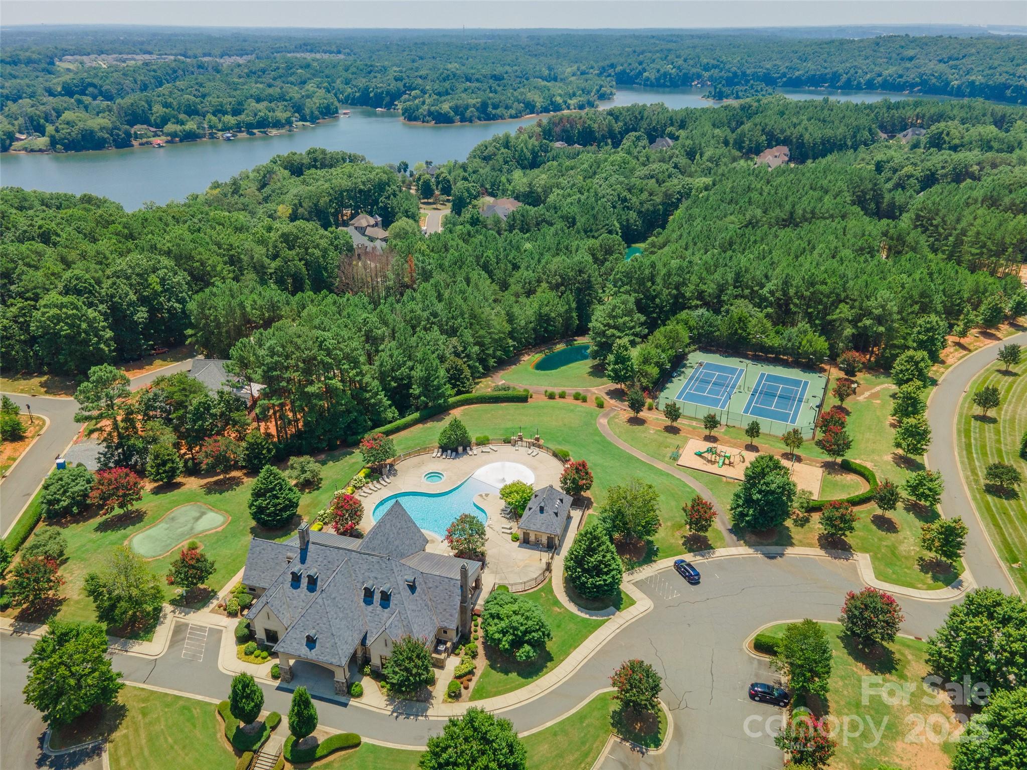 2021 Gladelynn Court