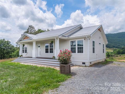 3355 Thickety Road Clyde NC 28721