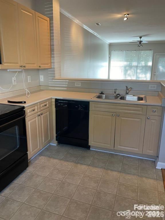 Coventry Court Townhomes - Residential