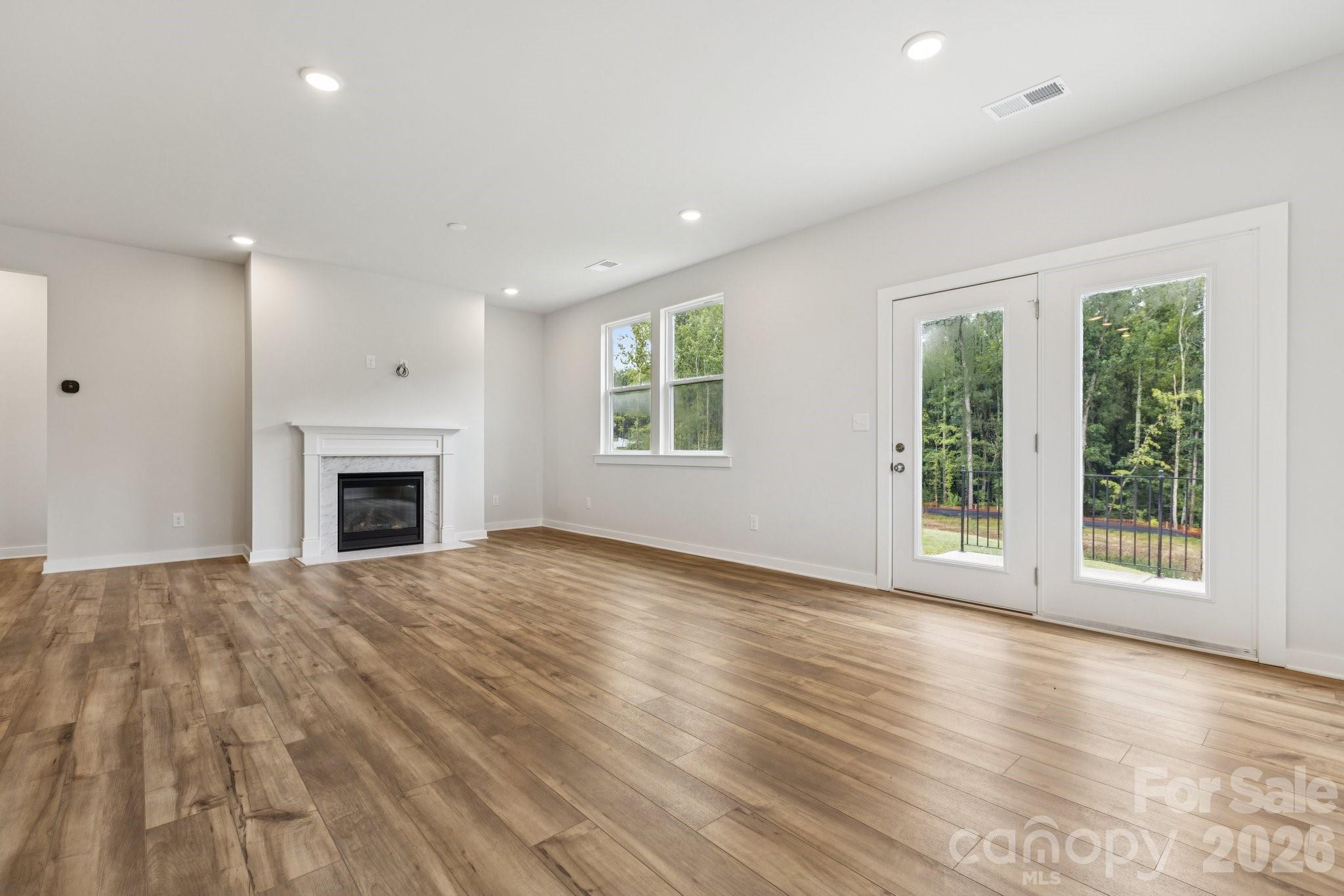 Cannon Manor - Residential