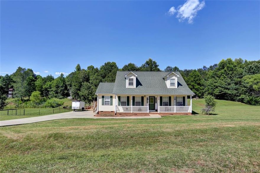 Beautiful 3 Bedroom 3 bath house with large wide yard and Large storage building. County taxes and just minutes from I77. Hardwoods, Fireplace, and more.