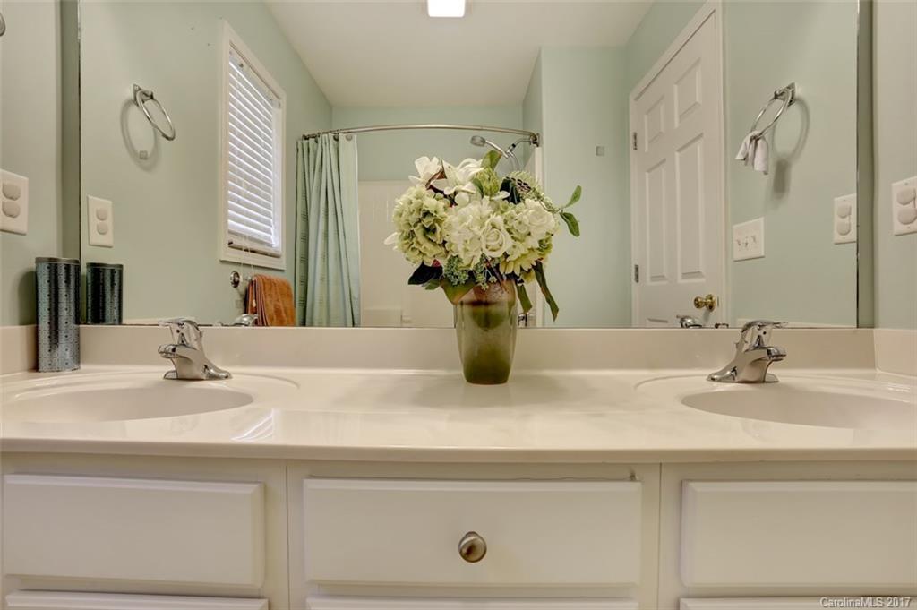 Ellison Woods - Residential