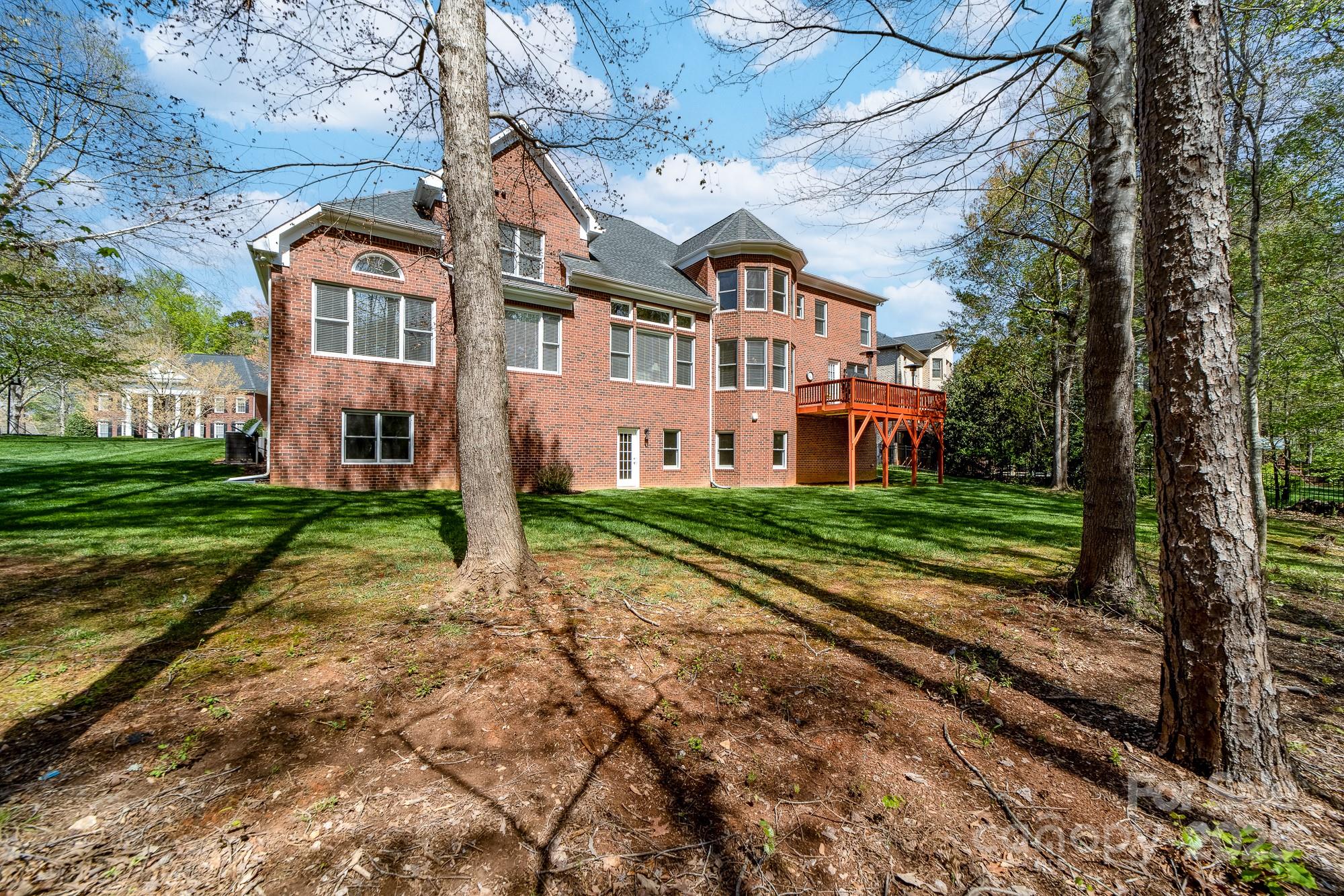 Weddington Chase - Residential