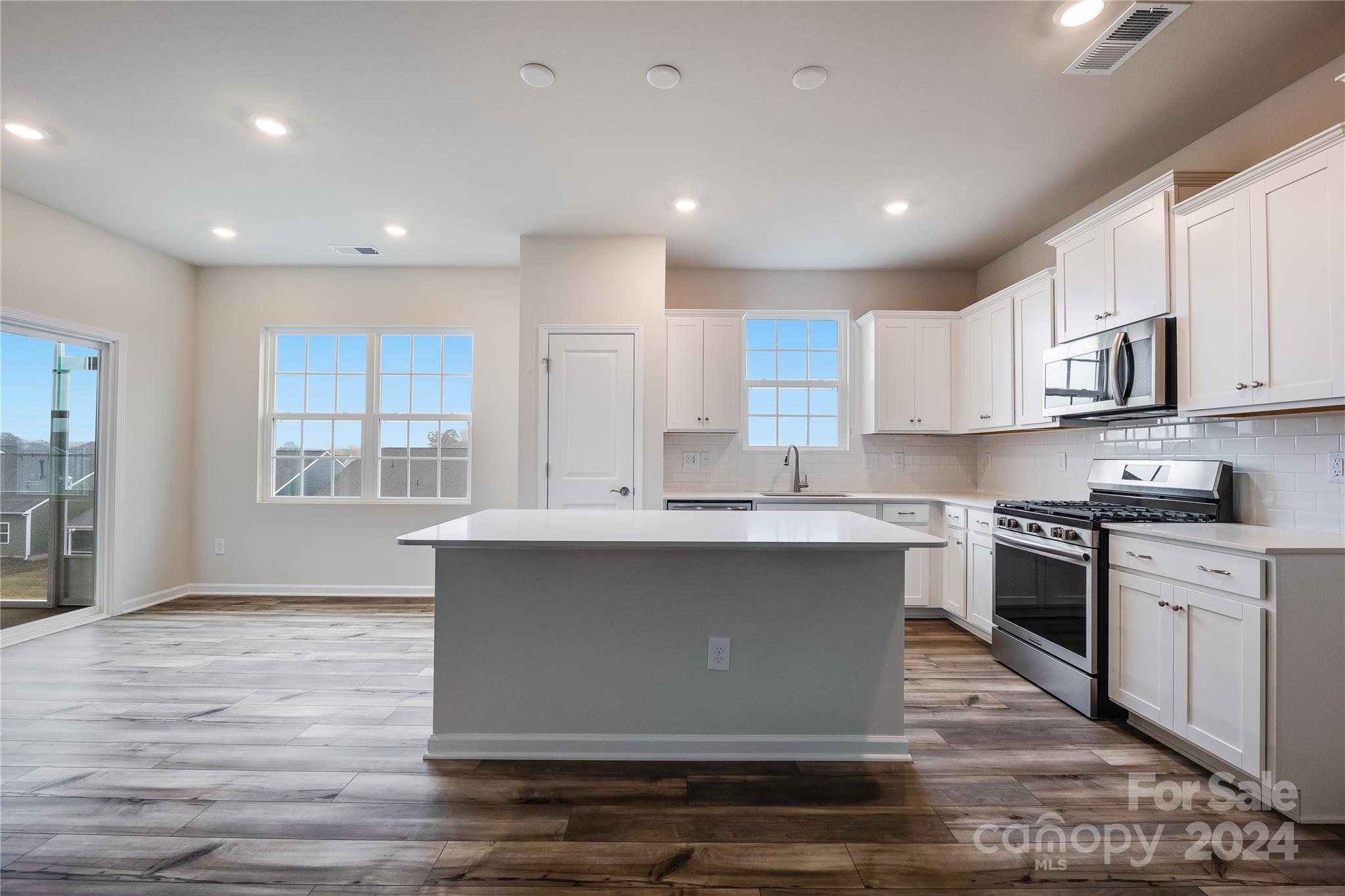 Elizabeth - Residential