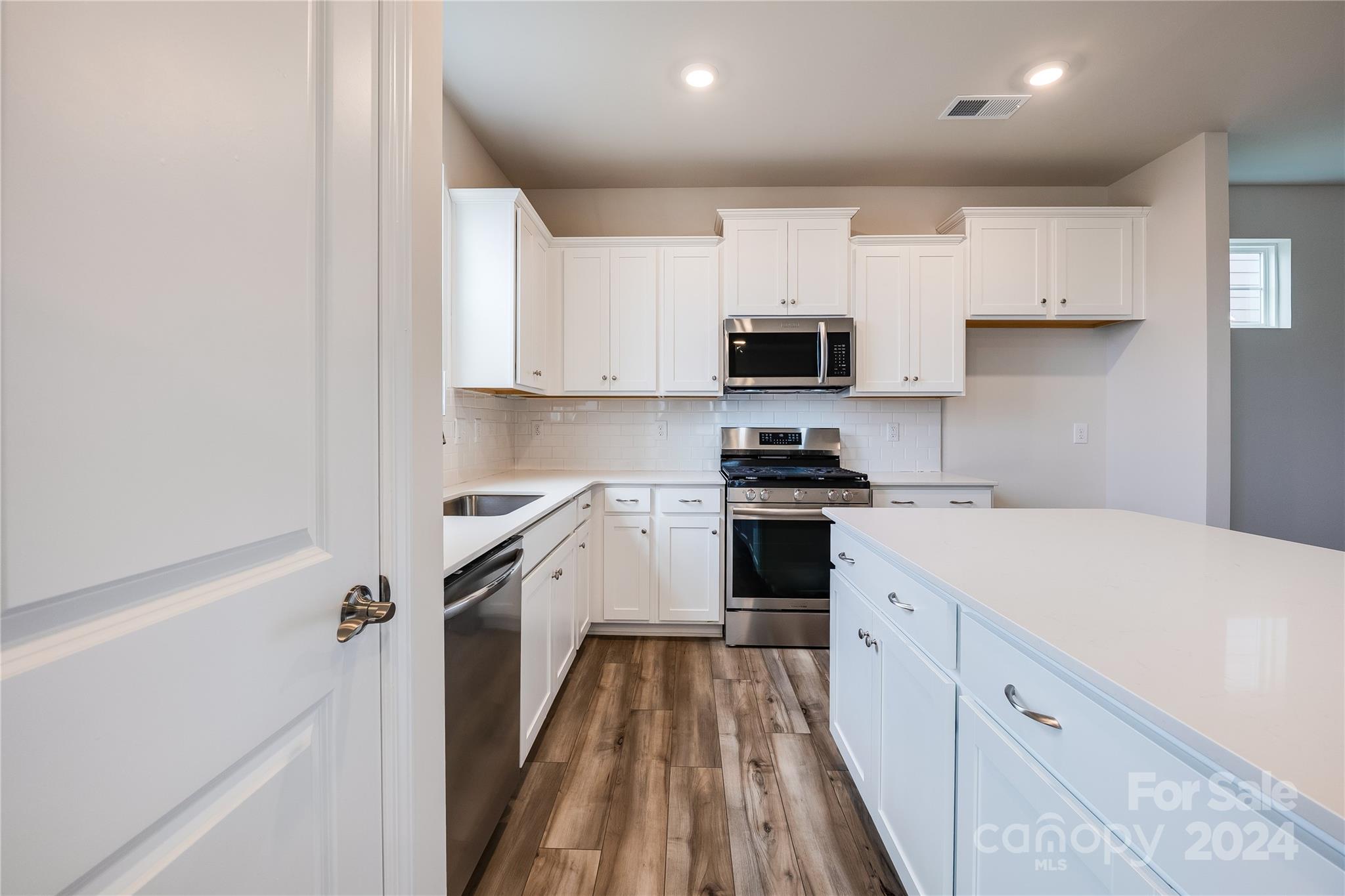 Elizabeth - Residential