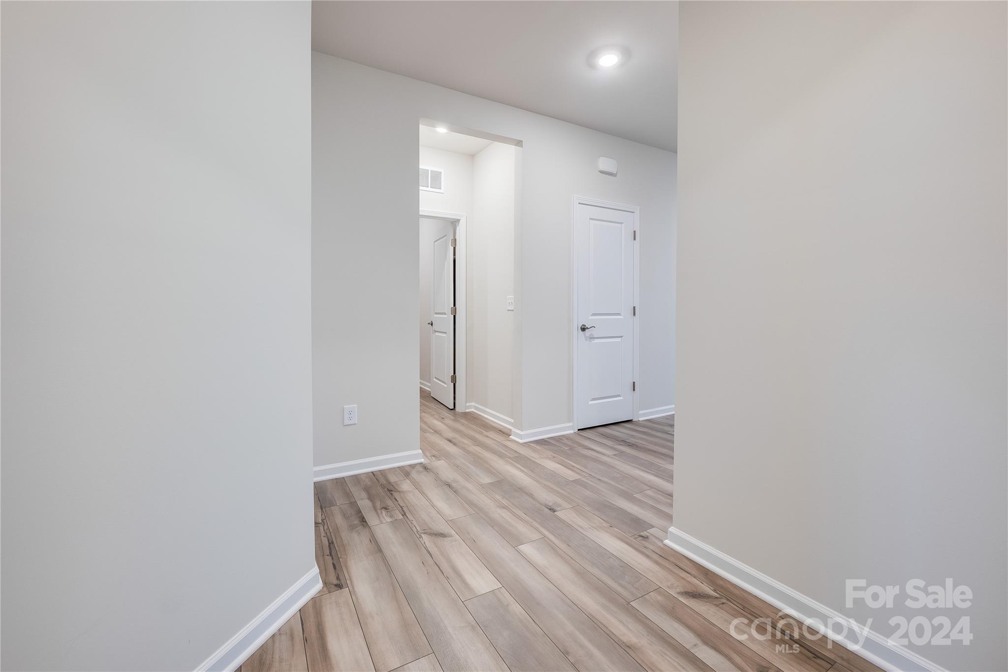 Elizabeth - Residential