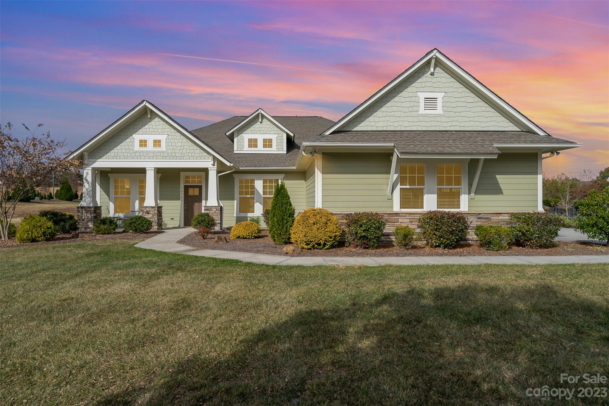 Hawthorne - Residential