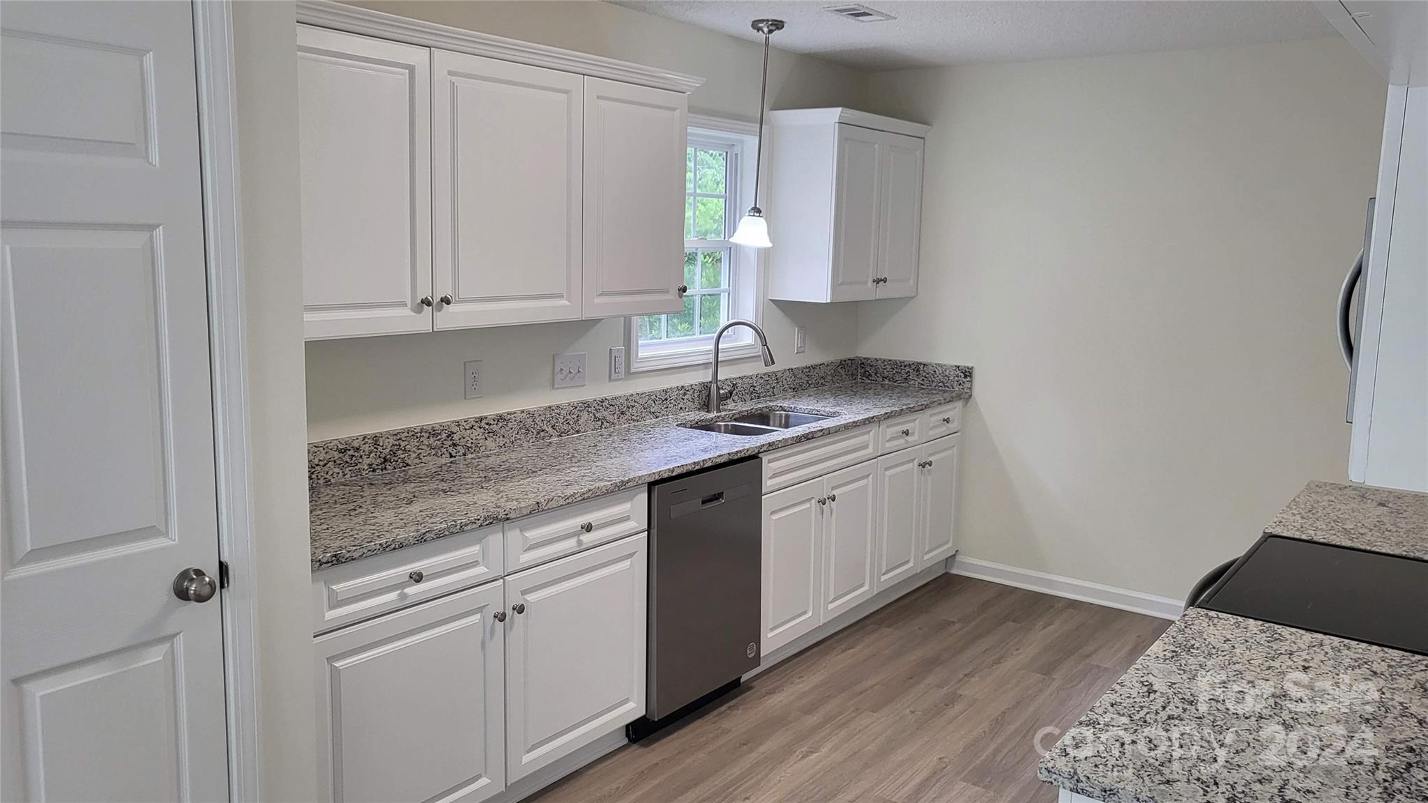 Hallmark Glen - Residential