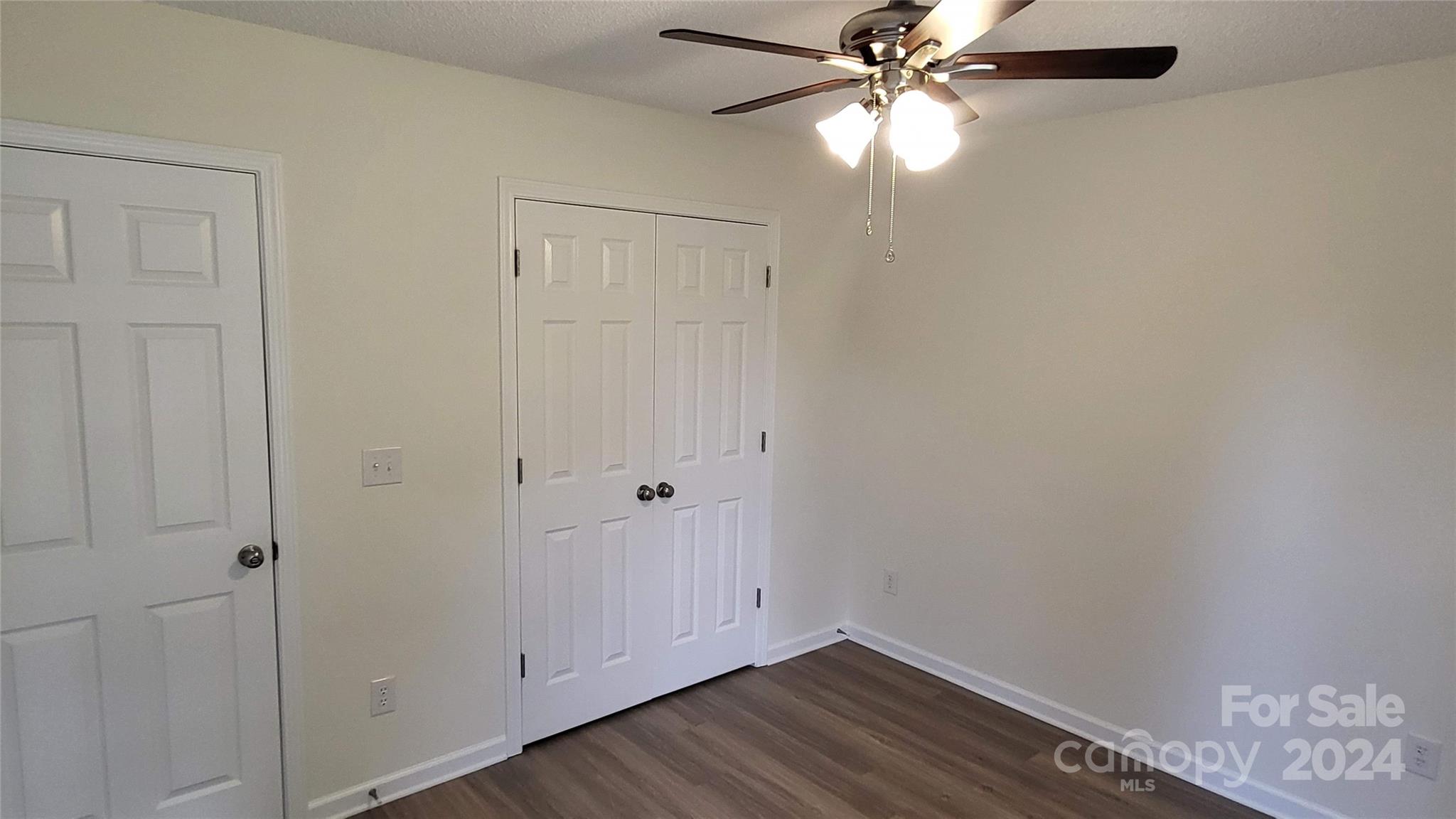 Hallmark Glen - Residential