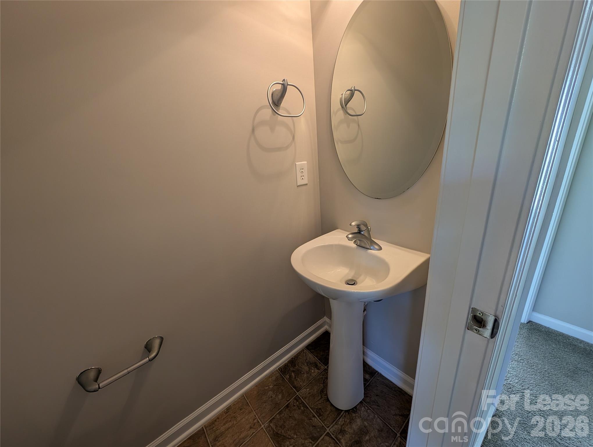 Carolina Crossing - Residential Lease