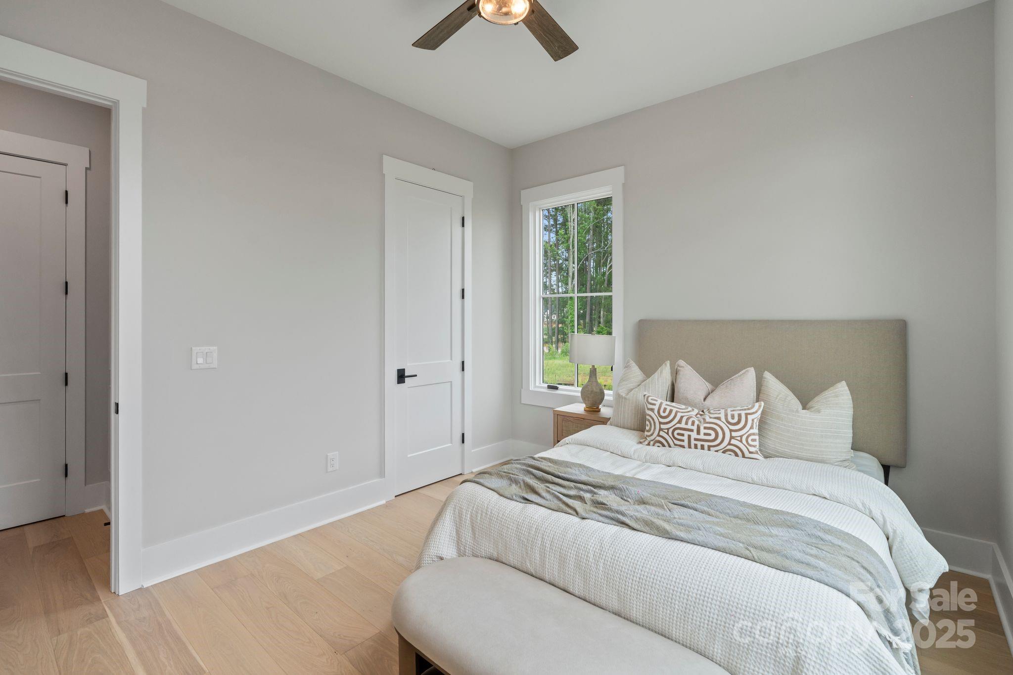 Twin Lakes - Residential