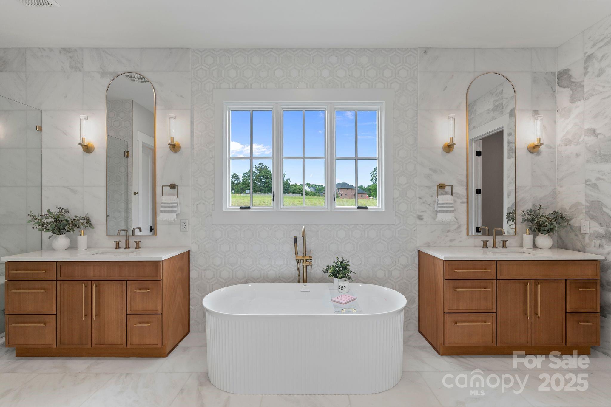 Twin Lakes - Residential