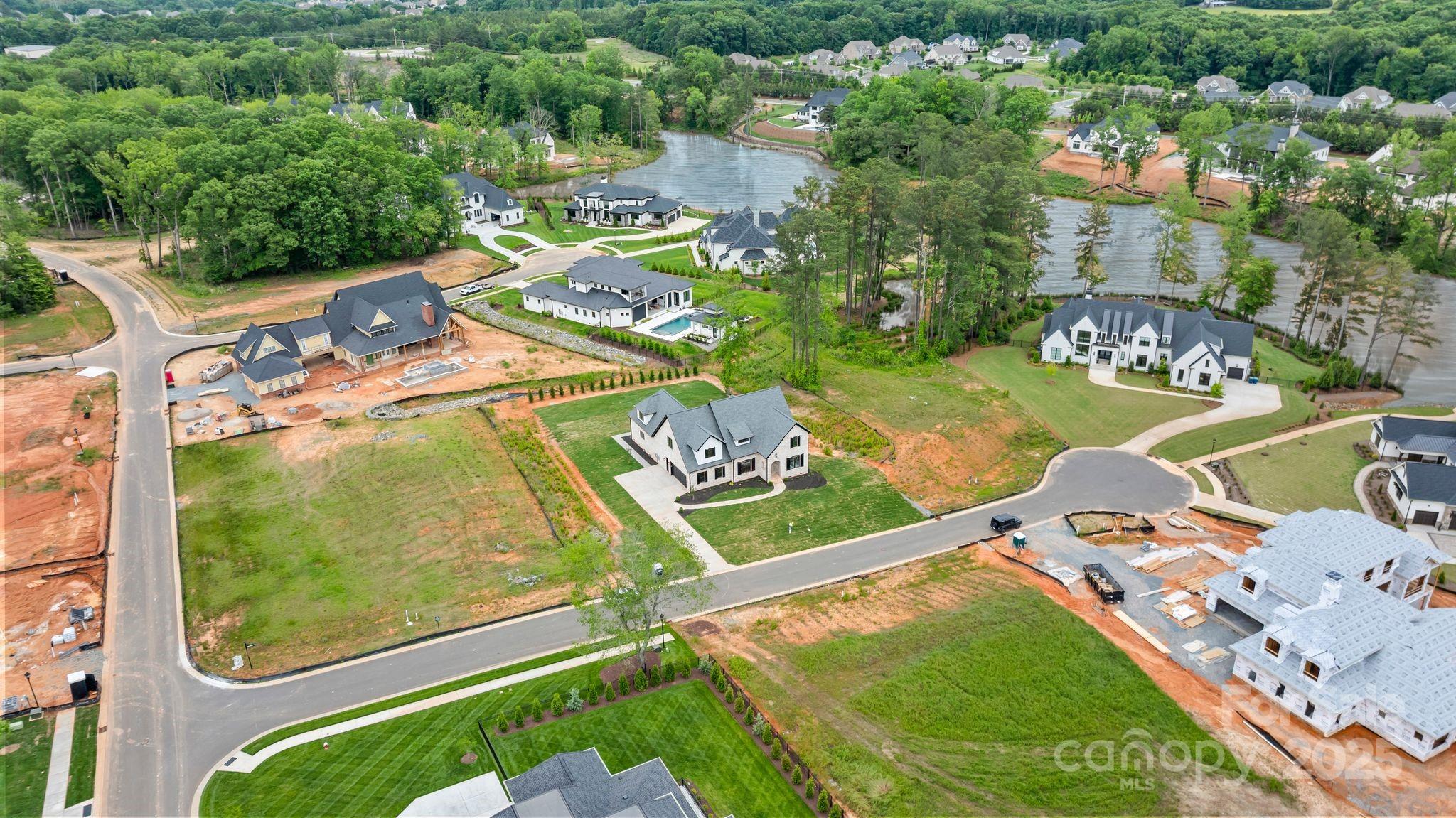 Twin Lakes - Residential