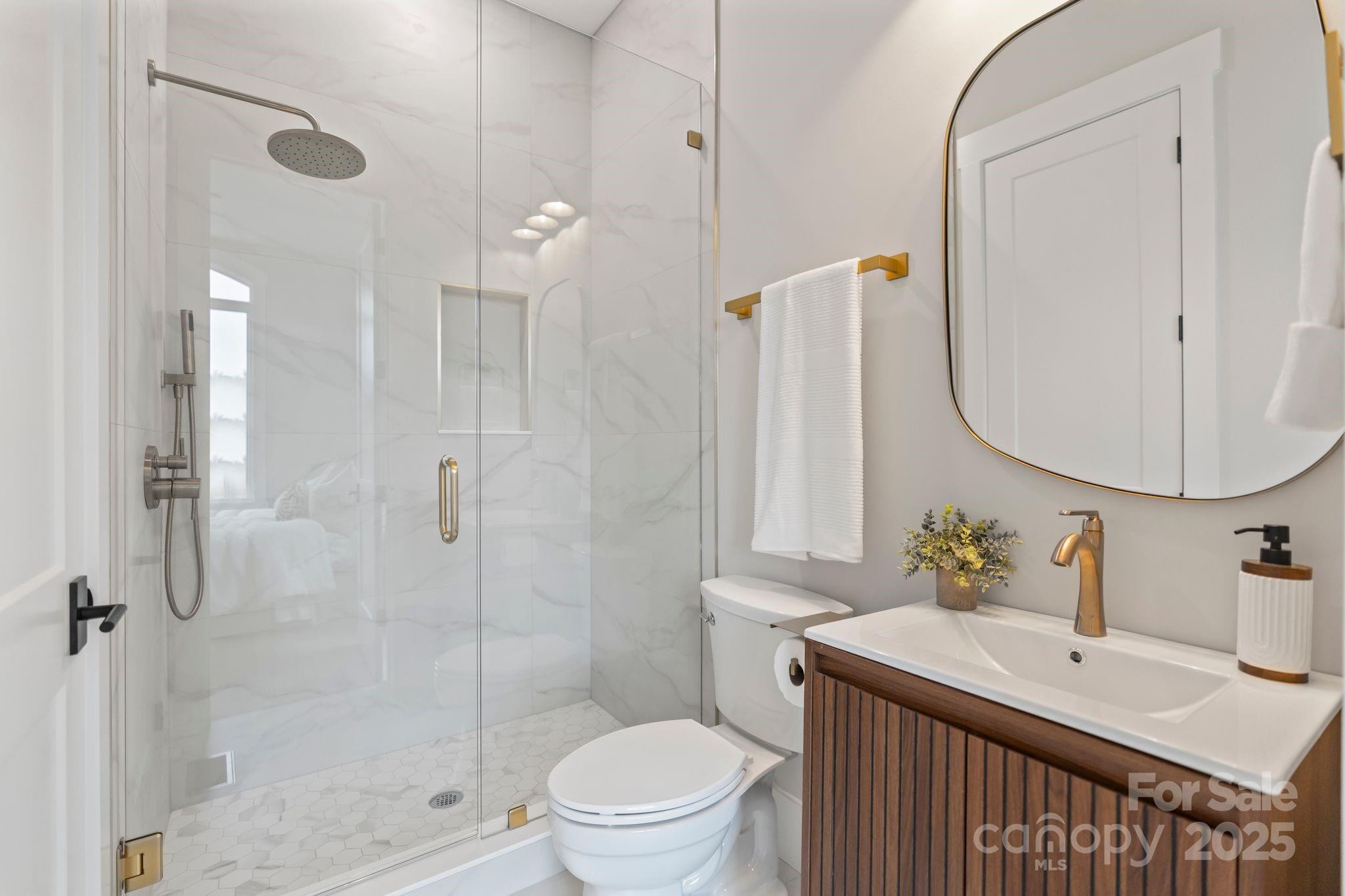 Twin Lakes - Residential